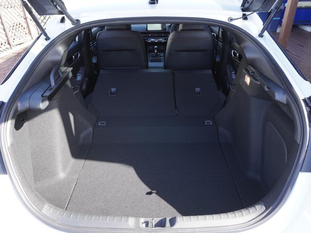 シビック RS Google搭載9インチHondaCONNECTディスプレー/6速MT/前後ドラレコ/ETC/バックカメラ/BOSEプレミアムサウンドシステム/レブマッチシステム/パワーシート/Bluetooth(30枚目)