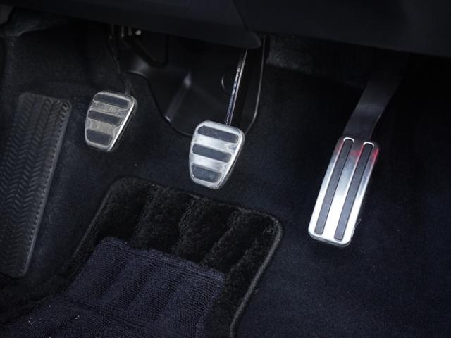 シビック RS Google搭載9インチHondaCONNECTディスプレー/6速MT/前後ドラレコ/ETC/バックカメラ/BOSEプレミアムサウンドシステム/レブマッチシステム/パワーシート/Bluetooth(35枚目)