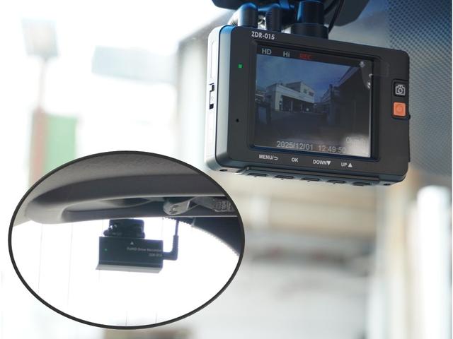 ステップワゴンスパーダ スパーダホンダセンシング　９インチプレミアムインターナビ／前後ドラレコ／ＥＴＣ／バックカメラ／両側電動スライドドア／アダプティブクルーズコントロール／Ｂｌｕｅｔｏｏｔｈ／パドルシフト／ロールサンシェード／後席用テーブル／ＴＶ（5枚目）