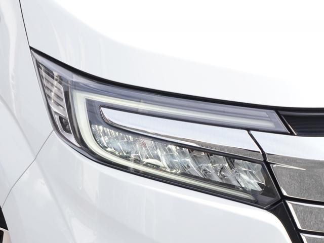 ステップワゴンスパーダ スパーダホンダセンシング　９インチプレミアムインターナビ／前後ドラレコ／ＥＴＣ／バックカメラ／両側電動スライドドア／アダプティブクルーズコントロール／Ｂｌｕｅｔｏｏｔｈ／パドルシフト／ロールサンシェード／後席用テーブル／ＴＶ（13枚目）