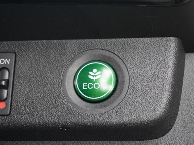 ステップワゴンスパーダ スパーダホンダセンシング　９インチプレミアムインターナビ／前後ドラレコ／ＥＴＣ／バックカメラ／両側電動スライドドア／アダプティブクルーズコントロール／Ｂｌｕｅｔｏｏｔｈ／パドルシフト／ロールサンシェード／後席用テーブル／ＴＶ（38枚目）