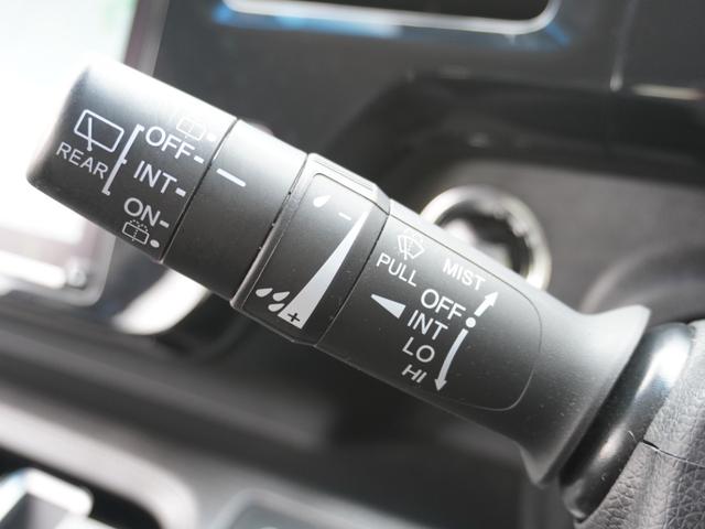 ステップワゴンスパーダ スパーダホンダセンシング　９インチプレミアムインターナビ／前後ドラレコ／ＥＴＣ／バックカメラ／両側電動スライドドア／アダプティブクルーズコントロール／Ｂｌｕｅｔｏｏｔｈ／パドルシフト／ロールサンシェード／後席用テーブル／ＴＶ（49枚目）