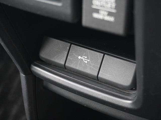 ステップワゴンスパーダ スパーダホンダセンシング　９インチプレミアムインターナビ／前後ドラレコ／ＥＴＣ／バックカメラ／両側電動スライドドア／アダプティブクルーズコントロール／Ｂｌｕｅｔｏｏｔｈ／パドルシフト／ロールサンシェード／後席用テーブル／ＴＶ（52枚目）