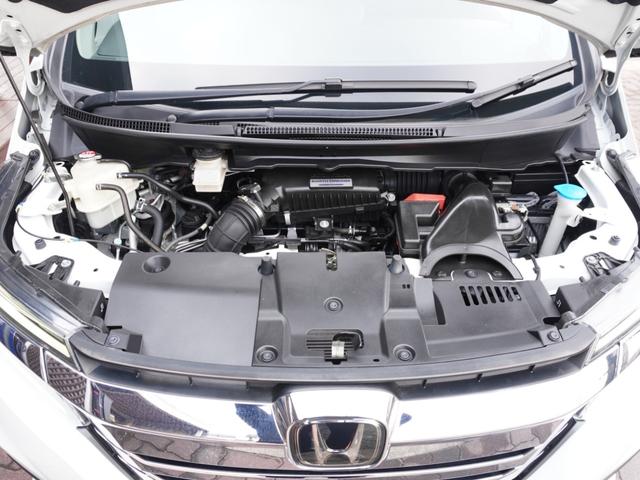 ステップワゴンスパーダ スパーダホンダセンシング　９インチプレミアムインターナビ／前後ドラレコ／ＥＴＣ／バックカメラ／両側電動スライドドア／アダプティブクルーズコントロール／Ｂｌｕｅｔｏｏｔｈ／パドルシフト／ロールサンシェード／後席用テーブル／ＴＶ（61枚目）