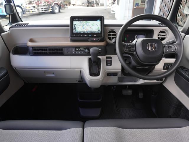 Ｎ－ＢＯＸ ベースグレード　８インチＨｏｎｄａＣＯＮＮＥＣＴナビ／ドラレコ／ＥＴＣ／バックカメラ／両側電動スライドドア／アダプティブクルーズコントロール／Ｂｌｕｅｔｏｏｔｈ／ロールサンシェード／シートヒーター／後席テーブル（2枚目）