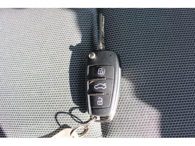 Ａ１ １．４ＴＦＳＩ　カーナビ　ＥＴＣ　ＨＩＤヘッド　フォグライト　純正ＡＷ１６インチ　キーレス　ＣＤ（20枚目）