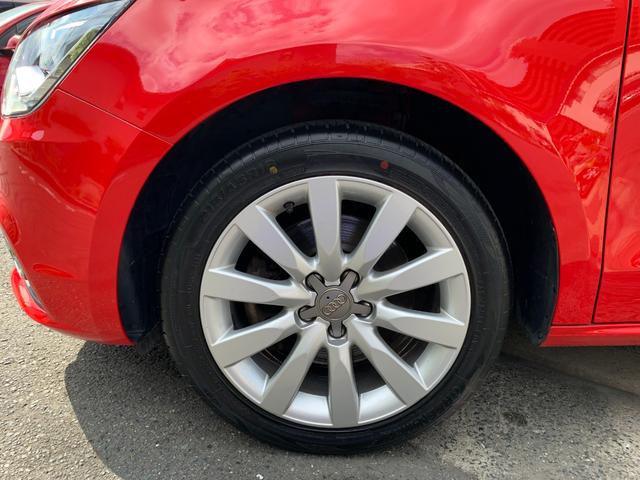 Ａ１ １．４ＴＦＳＩ　カーナビ　ＥＴＣ　ＨＩＤヘッド　フォグライト　純正ＡＷ１６インチ　キーレス　ＣＤ（24枚目）