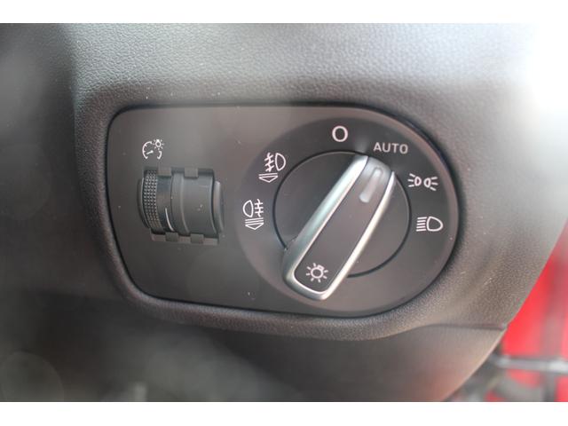 Ａ１ １．４ＴＦＳＩ　カーナビ　ＥＴＣ　ＨＩＤヘッド　フォグライト　純正ＡＷ１６インチ　キーレス　ＣＤ（29枚目）
