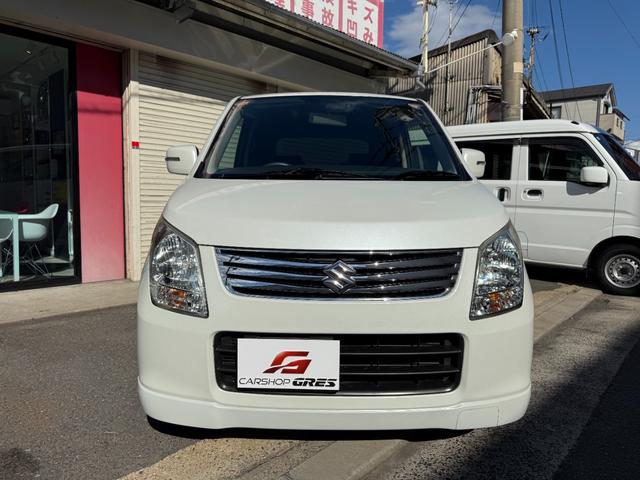 ワゴンＲ リミテッド　カーナビ（地デジＴＶ）・ＨＩＤヘッドランプ（オートライト）・キーレス・プッシュスタート・オートエアコン・ＡＢＳ・エアバック（13枚目）