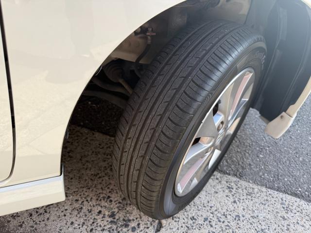 ワゴンＲ リミテッド　カーナビ（地デジＴＶ）・ＨＩＤヘッドランプ（オートライト）・キーレス・プッシュスタート・オートエアコン・ＡＢＳ・エアバック（19枚目）