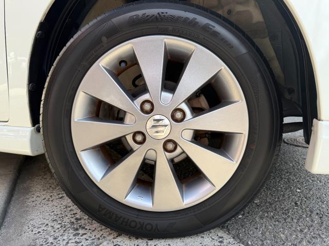 ワゴンＲ リミテッド　カーナビ（地デジＴＶ）・ＨＩＤヘッドランプ（オートライト）・キーレス・プッシュスタート・オートエアコン・ＡＢＳ・エアバック（20枚目）