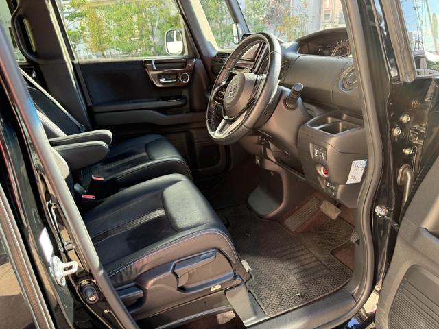 Ｎ－ＢＯＸカスタム Ｇ・ＥＸターボホンダセンシング　２ＷＤ（７ＣＶＴ）・安全運転支援・カーナビ（フルセグ地デジＴＶ・ＣＤ／ＤＶＤ・Ｂｌｕｅｔｏｏｔｈ）・両側パワースライドドア・ＬＥＤヘッドライト・アームレスト付リアシート（30枚目）