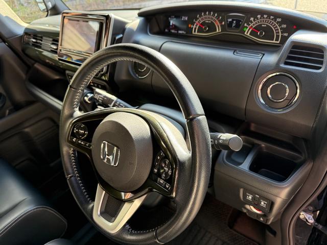 Ｎ－ＢＯＸカスタム Ｇ・ＥＸターボホンダセンシング　２ＷＤ（７ＣＶＴ）・安全運転支援・カーナビ（フルセグ地デジＴＶ・ＣＤ／ＤＶＤ・Ｂｌｕｅｔｏｏｔｈ）・両側パワースライドドア・ＬＥＤヘッドライト・アームレスト付リアシート（35枚目）