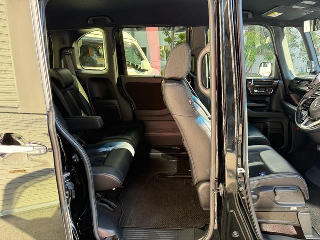 Ｎ－ＢＯＸカスタム Ｇ・ＥＸターボホンダセンシング　２ＷＤ（７ＣＶＴ）・安全運転支援・カーナビ（フルセグ地デジＴＶ・ＣＤ／ＤＶＤ・Ｂｌｕｅｔｏｏｔｈ）・両側パワースライドドア・ＬＥＤヘッドライト・アームレスト付リアシート（42枚目）