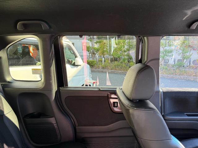 Ｎ－ＢＯＸカスタム Ｇ・ＥＸターボホンダセンシング　２ＷＤ（７ＣＶＴ）・安全運転支援・カーナビ（フルセグ地デジＴＶ・ＣＤ／ＤＶＤ・Ｂｌｕｅｔｏｏｔｈ）・両側パワースライドドア・ＬＥＤヘッドライト・アームレスト付リアシート（44枚目）