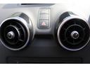１．４ＴＦＳＩ　カーナビ　ＥＴＣ　ＨＩＤヘッド　フォグライト　純正ＡＷ１６インチ　キーレス　ＣＤ（33枚目）