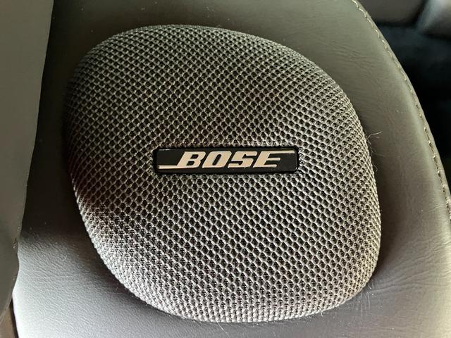 シーマ ハイブリッド　ＶＩＰ　Ｇ　ＢＯＳＥサウンド・純正ナビ・Ｂｌｕｅｔｏｏｔｈオーディオ・フルセグ・アラウンドビューモニター・サンルーフ・本革シート・エアーシート・シートヒーター・リアモニター・リアサンシェード・コーナーセンサー・（13枚目）