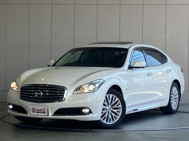 シーマ ハイブリッド　ＶＩＰ　Ｇ　ＢＯＳＥサウンド・純正ナビ・Ｂｌｕｅｔｏｏｔｈオーディオ・フルセグ・アラウンドビューモニター・サンルーフ・本革シート・エアーシート・シートヒーター・リアモニター・リアサンシェード・コーナーセンサー・（29枚目）