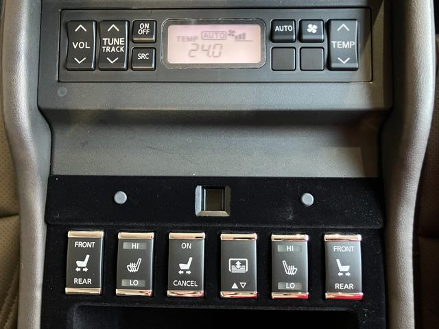 シーマ ハイブリッド　ＶＩＰ　Ｇ　ＢＯＳＥサウンド・純正ナビ・Ｂｌｕｅｔｏｏｔｈオーディオ・フルセグ・アラウンドビューモニター・サンルーフ・本革シート・エアーシート・シートヒーター・リアモニター・リアサンシェード・コーナーセンサー・（75枚目）