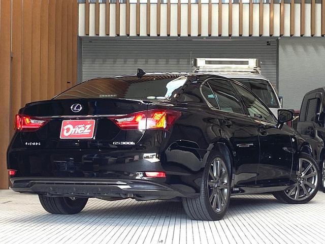 GS300h Fスポーツ サンルーフ 赤本革シート(19枚目)