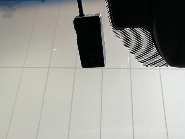 クラウンハイブリッド ＲＳアドバンス　モデリスタエアロＦＳＲ・モデリスタマフラー・サンルーフ・純正ＳＤナビ・Ｂｌｕｅｔｏｏｔｈオーディオ・フルセグ・Ｂカメラ・２．０ＥＴＣ・ドラレコ・ブラインドスポットモニター・レーンキープ・コーナーセンサ（73枚目）