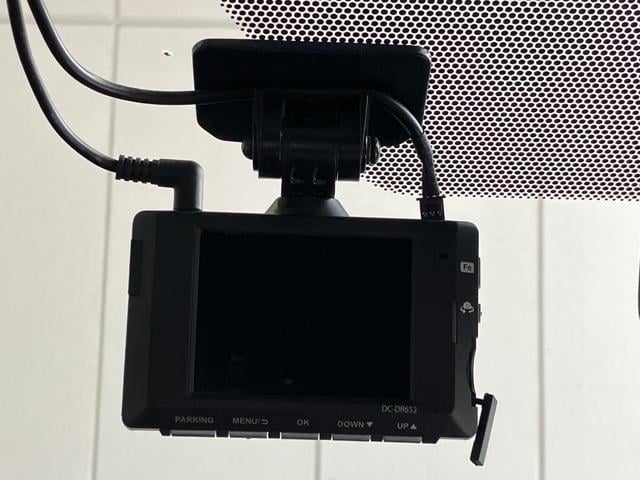 ヴォクシー ＺＳ　煌ＩＩＩ　両側パワースライドドア・クルーズコントロール・純正１０インチＳＤナビ・Ｂｌｕｅｔｏｏｔｈオーディオ・フルセグ・Ｂカメラ・フリップダウンモニター・プリクラッシュセーフティー・レーンキープ・２．０ＥＴＣ・（47枚目）
