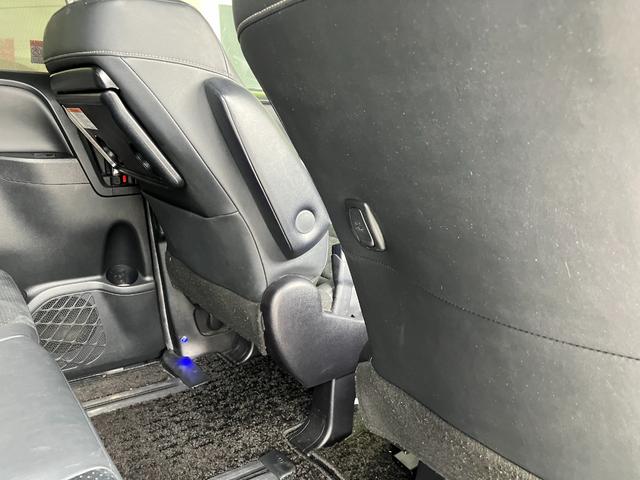 ヴォクシー ＺＳ　煌ＩＩＩ　両側パワースライドドア・クルーズコントロール・純正１０インチＳＤナビ・Ｂｌｕｅｔｏｏｔｈオーディオ・フルセグ・Ｂカメラ・フリップダウンモニター・プリクラッシュセーフティー・レーンキープ・２．０ＥＴＣ・（72枚目）