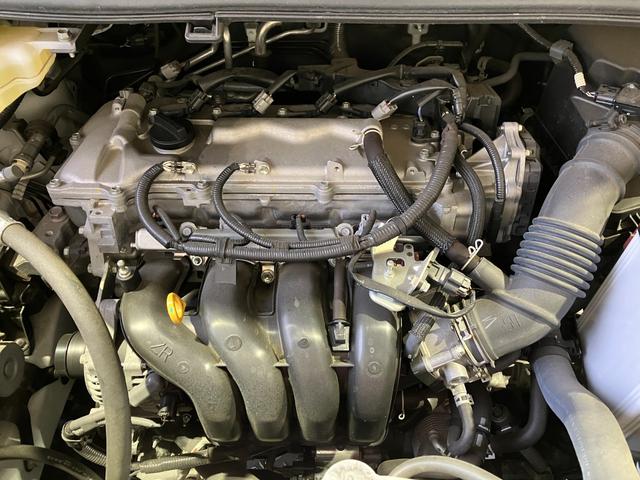 ヴォクシー ＺＳ　煌ＩＩＩ　純正１０インチＳＤナビ・フルセグ・Ｂｌｕｅｔｏｏｔｈオーディオ・Ｂカメラ・フリップダウンモニター・コーナーセンサー・クルーズコントロール・両側パワースライドドア・プリクラッシュセーフティー・ＥＴＣ・（69枚目）