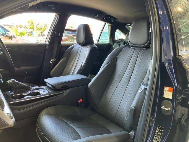 TOYOTA CROWN HYBRID G
