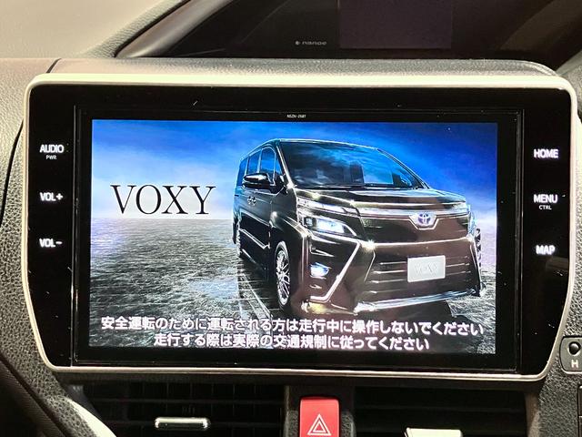 ヴォクシー ハイブリッドＺＳ　煌ＩＩＩ　純正１０インチＳＤナビ・Ｂカメラ・Ｂｌｕｅｔｏｏｔｈオーディオ・フルセグ・デジタルインナーミラー・ドラレコＦＲ・両側パワースライドドア・クルーズコントロール・プリクラッシュセーフティー・レーンキープ・（7枚目）