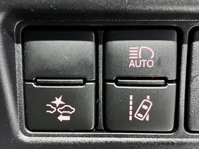 ヴォクシー ハイブリッドＺＳ　煌ＩＩＩ　純正１０インチＳＤナビ・Ｂカメラ・Ｂｌｕｅｔｏｏｔｈオーディオ・フルセグ・デジタルインナーミラー・ドラレコＦＲ・両側パワースライドドア・クルーズコントロール・プリクラッシュセーフティー・レーンキープ・（11枚目）