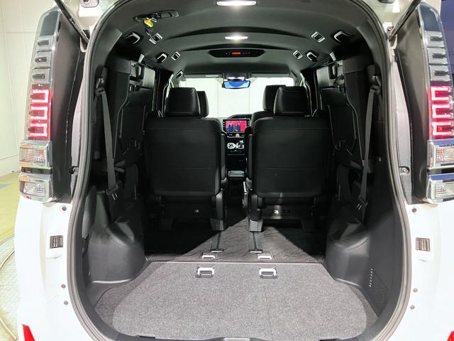 ヴォクシー ハイブリッドＺＳ　煌ＩＩＩ　純正１０インチＳＤナビ・Ｂカメラ・Ｂｌｕｅｔｏｏｔｈオーディオ・フルセグ・デジタルインナーミラー・ドラレコＦＲ・両側パワースライドドア・クルーズコントロール・プリクラッシュセーフティー・レーンキープ・（77枚目）