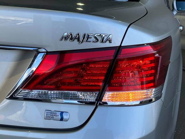 TOYOTA CROWN MAJESTA F VERSION