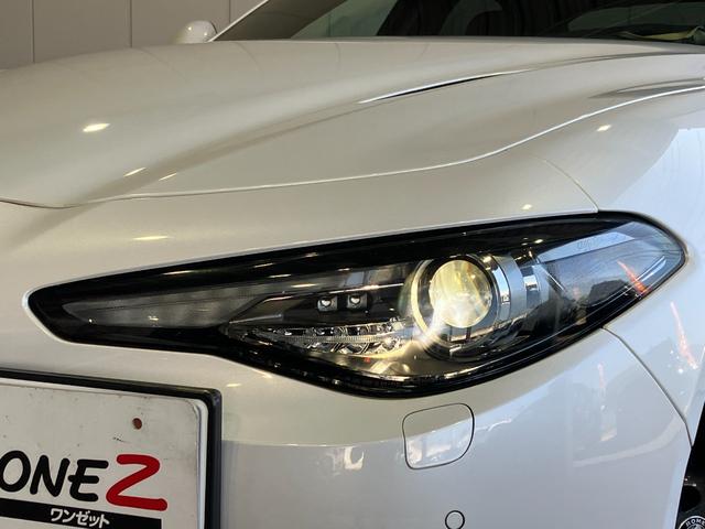 ジュリア クアドリフォリオ 純正8.8インチディスプレイオーディオ・Bカメラ・Bluetoothオーディオ・ハーマンカードン音響システム・レーダークルーズコントロール・ブラインドスポットモニター・コーナーセンサー・パドルシフト・(5枚目)