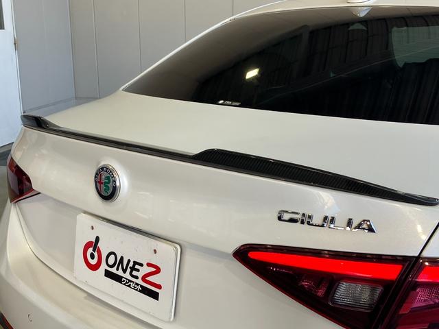 ジュリア クアドリフォリオ 純正8.8インチディスプレイオーディオ・Bカメラ・Bluetoothオーディオ・ハーマンカードン音響システム・レーダークルーズコントロール・ブラインドスポットモニター・コーナーセンサー・パドルシフト・(7枚目)