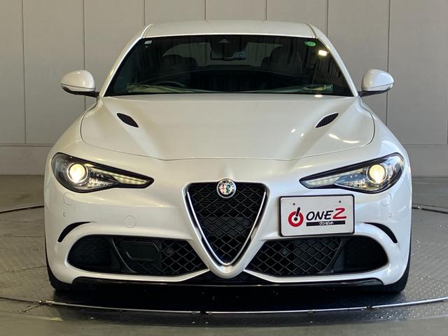 ジュリア クアドリフォリオ 純正8.8インチディスプレイオーディオ・Bカメラ・Bluetoothオーディオ・ハーマンカードン音響システム・レーダークルーズコントロール・ブラインドスポットモニター・コーナーセンサー・パドルシフト・(29枚目)