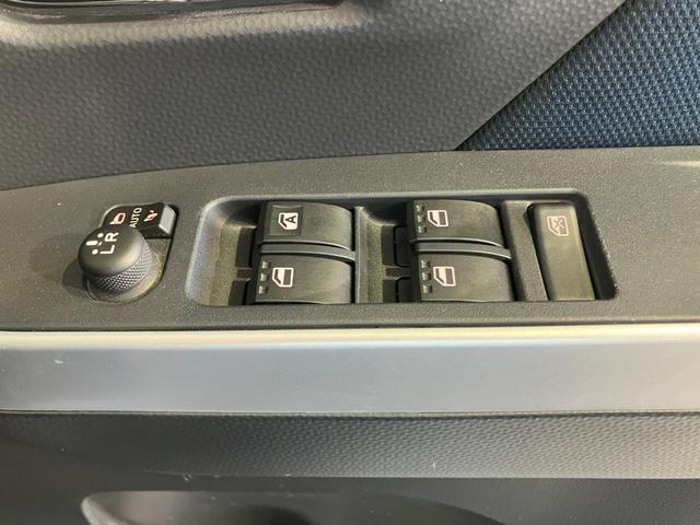 ルーミー カスタムG 純正9インチSDナビ・Bluetoothオーディオ・フルセグ・Bカメラ・レーダークルーズコントロール・コーナーセンサー・プリクラッシュセーフティー・両側パワースライドドア・ドラレコFR・HDMI端子・(68枚目)