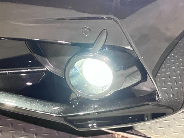 クラウンハイブリッド アスリートG 純正18インチアルミ・サンルーフ・黒本革シート・エアーシート・シートヒーター・純正HDDナビ・Bluetoothオーディオ・フルセグ・Bカメラ・プリクラッシュセーフティー・コーナーセンサー・ETC・(37枚目)