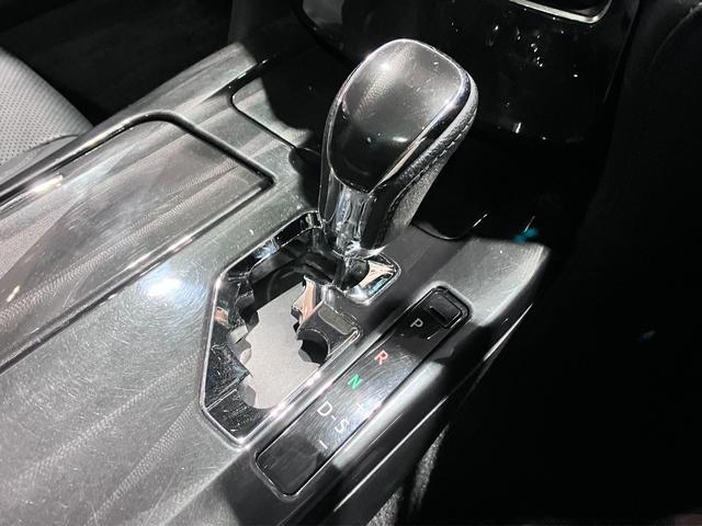 クラウンハイブリッド アスリートG 純正18インチアルミ・サンルーフ・黒本革シート・エアーシート・シートヒーター・純正HDDナビ・Bluetoothオーディオ・フルセグ・Bカメラ・プリクラッシュセーフティー・コーナーセンサー・ETC・(58枚目)