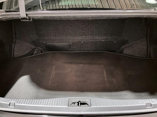 クラウンハイブリッド アスリートG 純正18インチアルミ・サンルーフ・黒本革シート・エアーシート・シートヒーター・純正HDDナビ・Bluetoothオーディオ・フルセグ・Bカメラ・プリクラッシュセーフティー・コーナーセンサー・ETC・(70枚目)