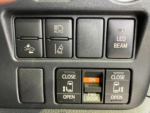 ノア Si GRスポーツ アルパイン11インチSDナビ・Bluetoothオーディオ・フルセグ・Bカメラ・両側パワースライドドア・クルーズコントロール・プリクラッシュセーフティー・レーンキープ・GRスポーツ専用シート・AW・(11枚目)