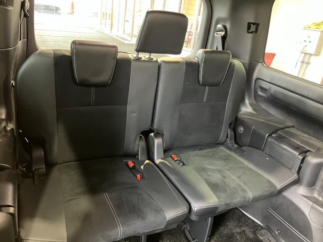 ノア Si GRスポーツ アルパイン11インチSDナビ・Bluetoothオーディオ・フルセグ・Bカメラ・両側パワースライドドア・クルーズコントロール・プリクラッシュセーフティー・レーンキープ・GRスポーツ専用シート・AW・(17枚目)