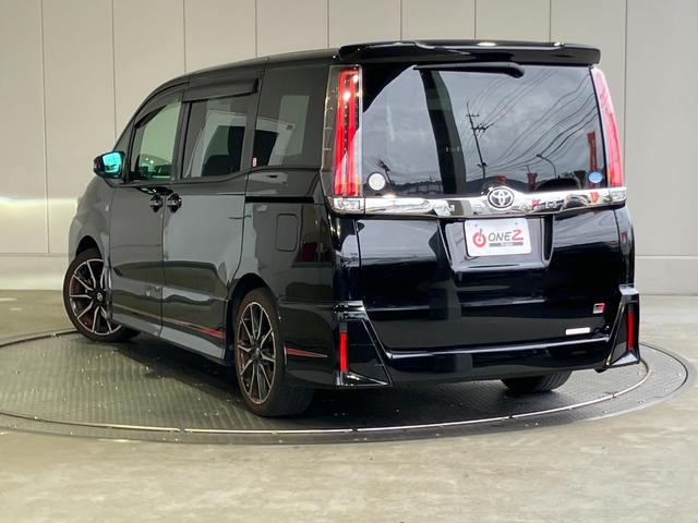 ノア Si GRスポーツ アルパイン11インチSDナビ・Bluetoothオーディオ・フルセグ・Bカメラ・両側パワースライドドア・クルーズコントロール・プリクラッシュセーフティー・レーンキープ・GRスポーツ専用シート・AW・(33枚目)