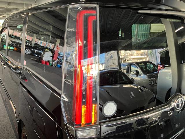 ノア Si GRスポーツ アルパイン11インチSDナビ・Bluetoothオーディオ・フルセグ・Bカメラ・両側パワースライドドア・クルーズコントロール・プリクラッシュセーフティー・レーンキープ・GRスポーツ専用シート・AW・(49枚目)