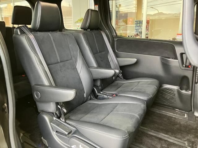 ノア Si GRスポーツ アルパイン11インチSDナビ・Bluetoothオーディオ・フルセグ・Bカメラ・両側パワースライドドア・クルーズコントロール・プリクラッシュセーフティー・レーンキープ・GRスポーツ専用シート・AW・(70枚目)