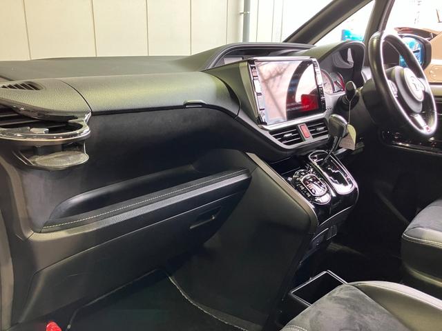 ノア Si GRスポーツ アルパイン11インチSDナビ・Bluetoothオーディオ・フルセグ・Bカメラ・両側パワースライドドア・クルーズコントロール・プリクラッシュセーフティー・レーンキープ・GRスポーツ専用シート・AW・(72枚目)