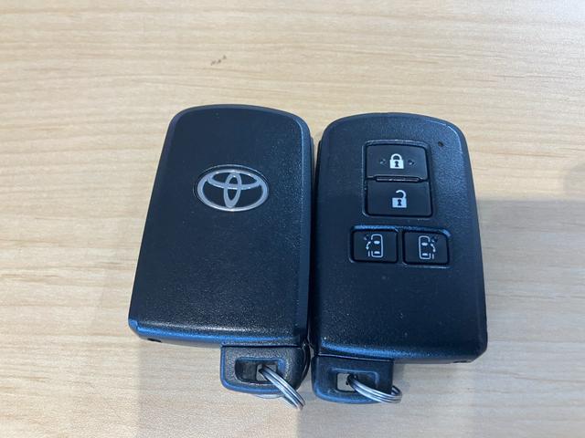 ノア Si GRスポーツ アルパイン11インチSDナビ・Bluetoothオーディオ・フルセグ・Bカメラ・両側パワースライドドア・クルーズコントロール・プリクラッシュセーフティー・レーンキープ・GRスポーツ専用シート・AW・(80枚目)