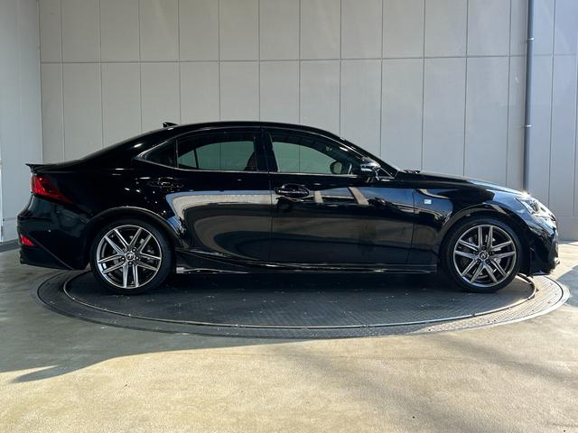 ＩＳ ＩＳ３５０　Ｆスポーツ　ＴＲＤエアロＦＳＲ・ＴＲＤマフラー・ＴＲＤリアスポイラー・サンルーフ・ブラインドスポットモニター・コーナーセンサー・レーダークルーズコントロール・レーンキープ・プリクラッシュセーフティー・赤本革シート（33枚目）