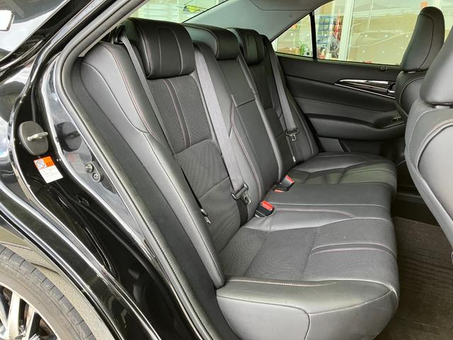 クラウン アスリートG パノラミックビューモニター・純正SDナビ・Bluetoothオーディオ・フルセグ・プリクラッシュセーフティー・レーダークルーズコントロール・コーナーセンサー・ブラインドスポットモニター・18インチAW(17枚目)