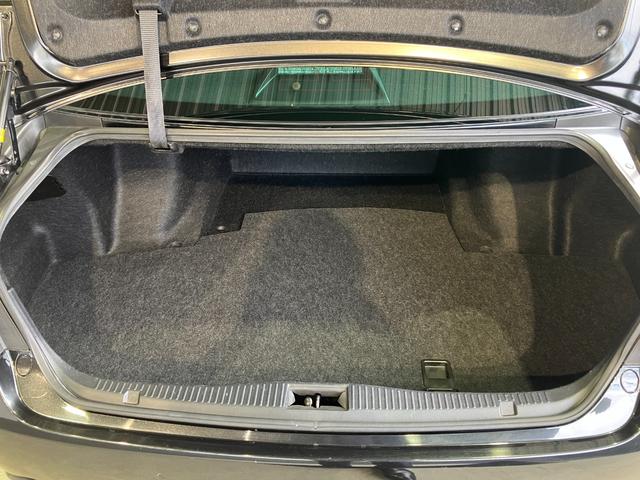 クラウン アスリートG パノラミックビューモニター・純正SDナビ・Bluetoothオーディオ・フルセグ・プリクラッシュセーフティー・レーダークルーズコントロール・コーナーセンサー・ブラインドスポットモニター・18インチAW(18枚目)